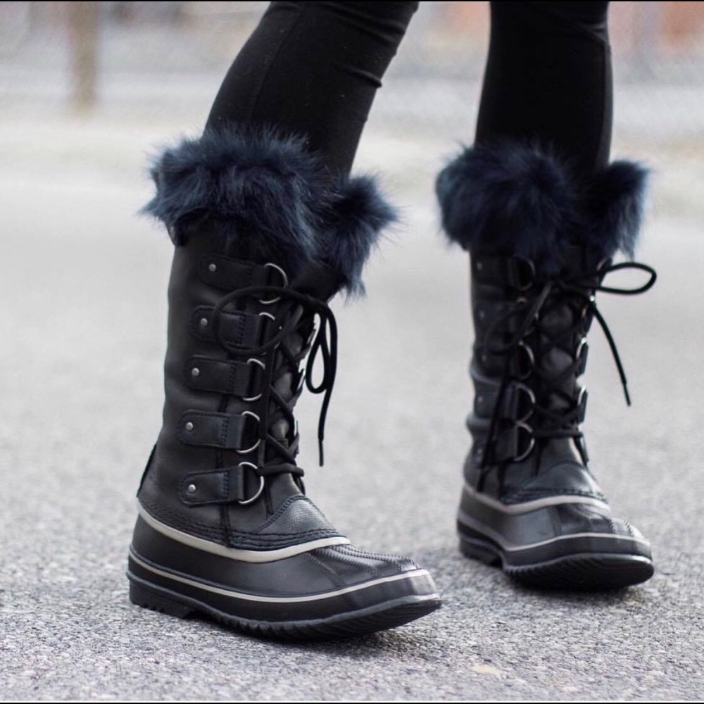 Sorel Limited Edition Joan of Arc Obsidian Boot
